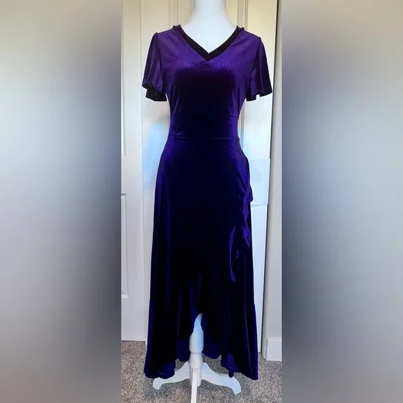 Purple Velvet Velour feel V neck Ruffle Sz Small Whimsigoth Renaissance Flirty - Picture 3 of 13